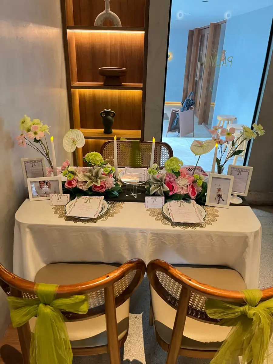 Pink, White, Green Premium
